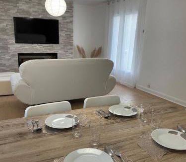 Meulers House | Le Cerisier