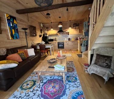 Saint-Loup-Lamaire House | le Chalet