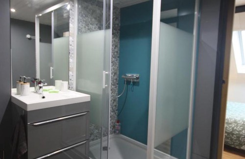 Les Ponts-de-Ce Apartment | Le Chalet - Résidence Chez Gally à Angers