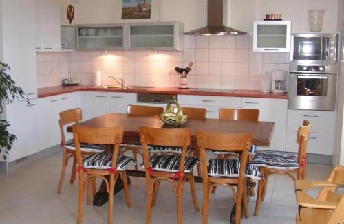 Ploneour-Lanvern House | Le Clos de Tregalet