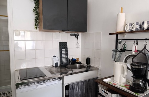Arromanches-les-Bains Apartment | Le cocon de Neptune, studette just 20 m from the beach!