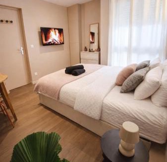 Saint-Quentin-en-Yvelines Apartment | Le Diamant Appartement cosy pour 2 personnes