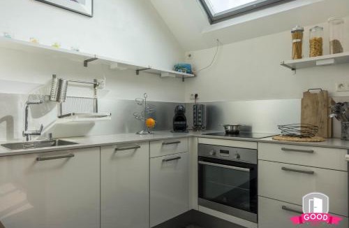 Chateaudun-Bannier Apartment | Le Duplex Ensoleillé du Parc * Parking * Balcon *