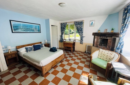 Campeaux Cottage | Le Gite D'Ile (1 Bedroom, Sleeps 2)