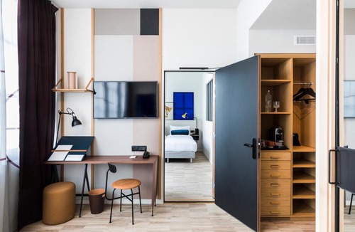 Porte-Saint-Martin Hotel | Le Grand Quartier