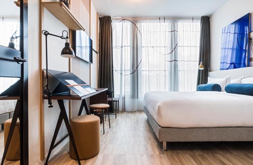 Porte-Saint-Martin Hotel | Le Grand Quartier