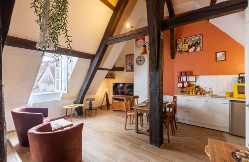 Chartres Apartment | Le Grand St Aignan - Appt centre ville de Chartres
