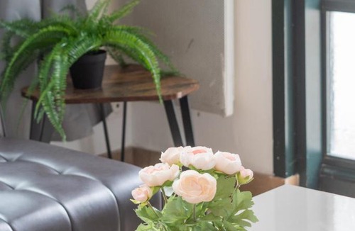 Gagny Apartment | Le Hangar Fleuri