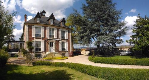 Saint-Marcel Bed & Breakfast | Le Jardin Des Erables