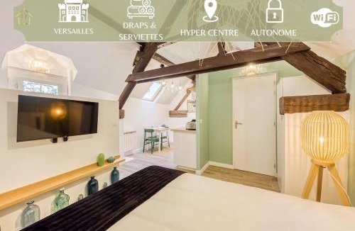 Carrieres-sous-Poissy Apartment | Le Lime Studio Green