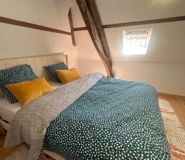 Exmes Apartment | Le loft sous les colombages