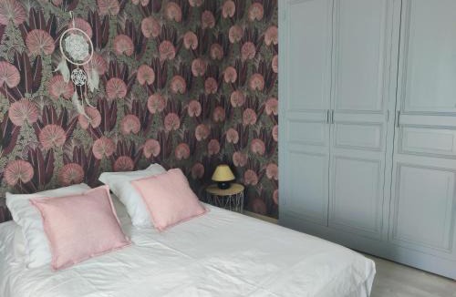 Champagne-les-Marais Apartment | Le logis du pont