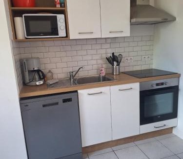 Chateaubriant Apartment | Le Métropolitain - Parking, Terrace, Wi-Fi
