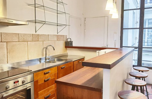 Strasbourg -Saint-Denis Apartment | Le Marais style APT with 3 bdrs 3 mns République