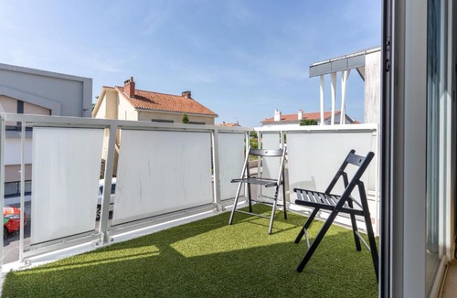 Montaigu Apartment | Le Marnier - Moderne & Central
