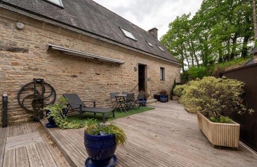 Saint-Ave House | Le Moulin De Lesnevé