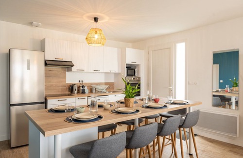 Saint-Hilaire-de-Loulay Apartment | Le Noyer : Moderne - Spacieux - Parking