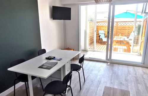 La Chaume Apartment | Le P'tit Chaumois 300m from the rocky coast