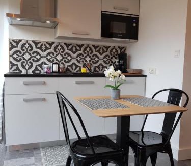 Donville-les-Bains Apartment | Le P'tit gousset, à 100 m de la mer