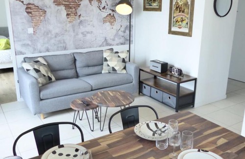 Republique - Les Ponts Apartment | Le patio'nnément-T3-Parking