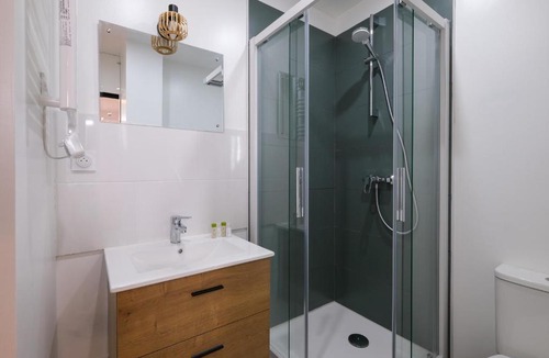 Saint-Nazaire Apartment | Le Penhoët - Climatisation - 200m gare