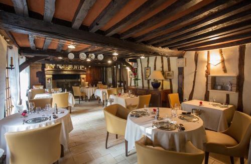 Campigny Hotel | Le Petit Coq aux Champs - Teritoria