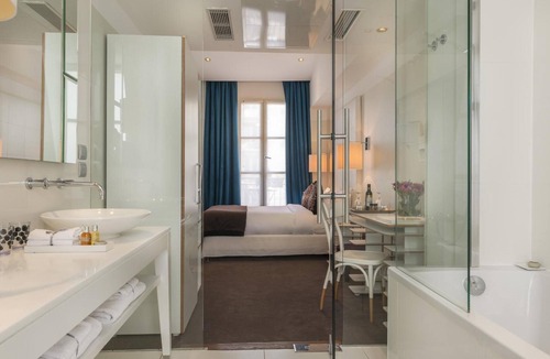 Notre-Dame-des-Champs Hotel | Le Placide Saint Germain des Pres