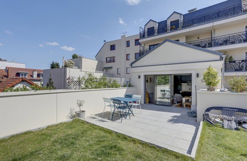 Clamart Apartment | Le Rayon de Soleil de Clamart