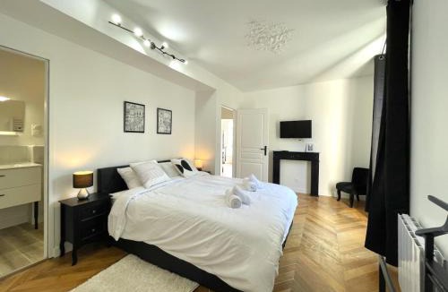 Chateau-du-Loir Apartment | Le repère secret de Nestor - SOnights