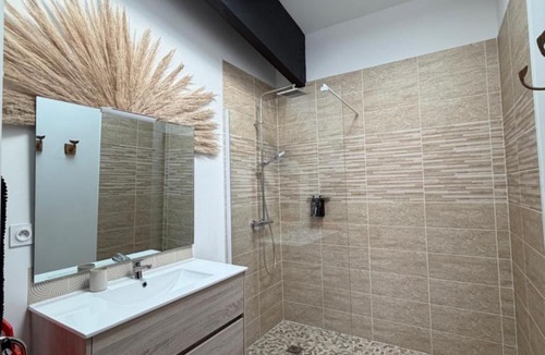 Benouville House | Le rivage 44