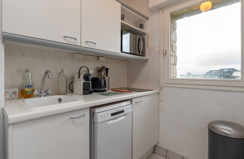 Arzon Apartment | Le Sailing Apartment: Port View, Near Beach & Thalasso, Private Parking