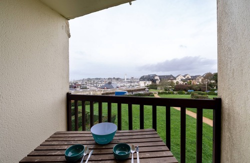 Arzon Apartment | Le Sailing Apartment: Port View, Near Beach & Thalasso, Private Parking