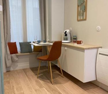 Quartier du chateau Apartment | Le Saint Sauveur - Hyper Centre de Caen- Ultra Cosy