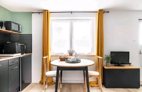 Quinssaines Apartment | le Studio Balnéo des Cocons de Mel