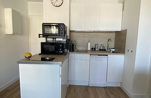 Courseulles-sur-Mer Apartment | "Le Temps Suspendu"