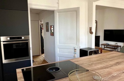 Cherbourg-en-Cotentin Apartment | Le Triplex Grand Appart Vue Théâtre