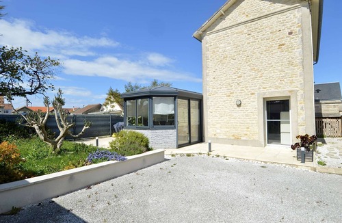 Langrune-sur-Mer House | Les coquillages, with garden and close to the sea