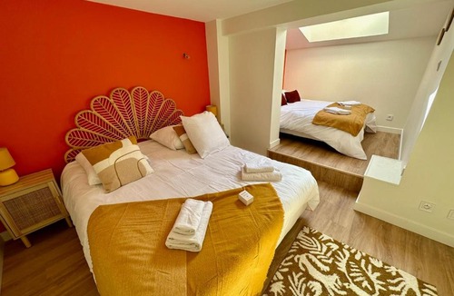 Miroir - Batignolles Apartment | Les Cyclades - Gare - 6 pers