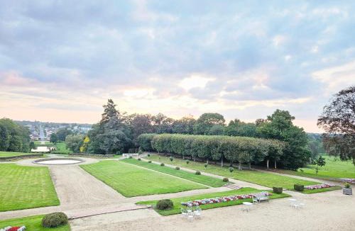 Craon House | Les dépendances du château de Craon