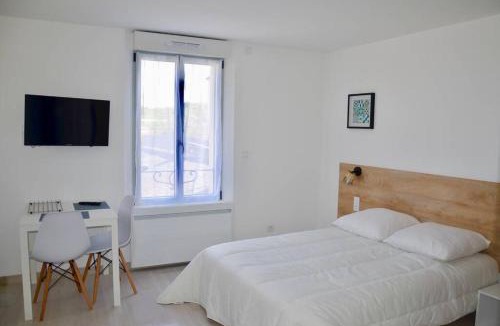 Avoine Apartment | Les Forges studio étage