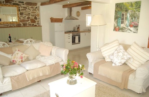 Plomodiern Cottage | Les Hiboux - Coastal cottage with heated pool and gardens, 10 min to beach