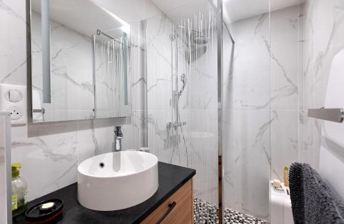 Troo House | Les Iris - Maison Troglodytique