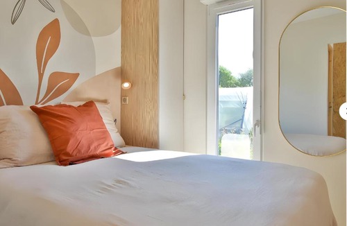 Saint-Laurent-sur-Mer Apartment | Les Jardins de l'écume
