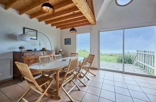 Denneville House | Les Pieds dans l'eau - Front de Mer