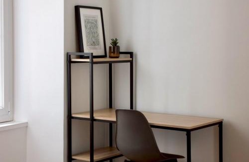 Centre ville - Urbanistes Apartment | Les Rosiers - Séjour lumineux & 3 grandes chambres