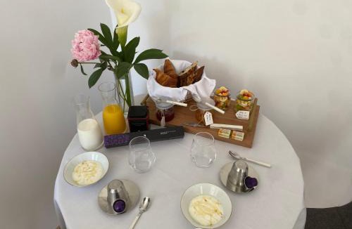 Serville Bed & Breakfast | Les Terres Noires