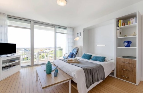 Quiberon Apartment | Les Trois Iles by Interhome