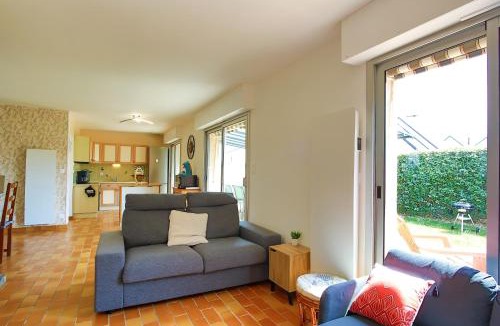 Pirou House | Les volets bleus