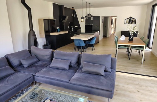 Coueron House | L’Escale Couëronnaise: Between Nantes and the Sea