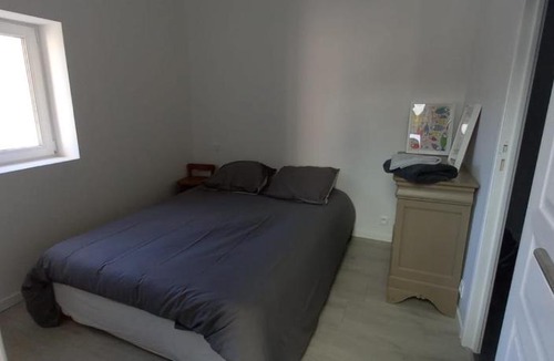 Lion-sur-Mer Apartment | Lion sur mer : appartement les pieds dans le sable